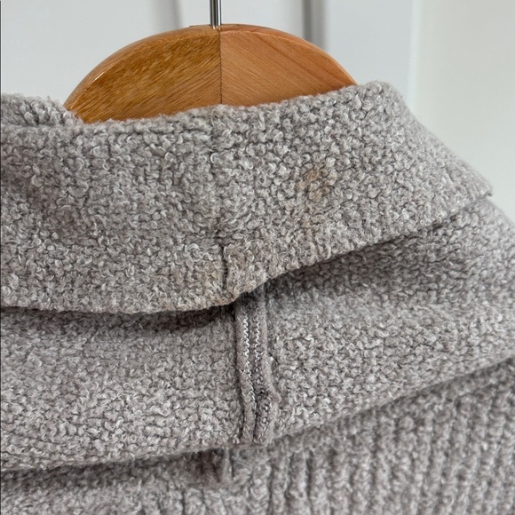 Barefoot Dreams Gray Ribbed Robe - Picture 3 of 4